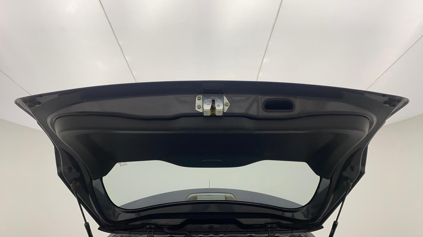 2016 Maruti Vitara Brezza VDI OPT, Diesel, Manual, 78,393 km, Boot Door Open