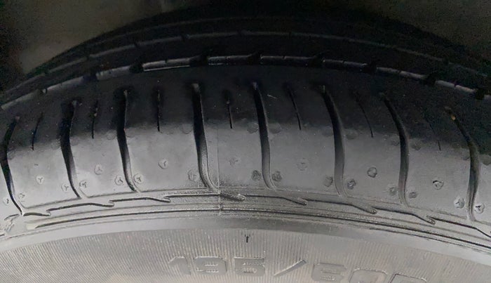 2017 Honda WR-V 1.2L I-VTEC VX MT, Petrol, Manual, 42,754 km, Right Rear Tyre Tread