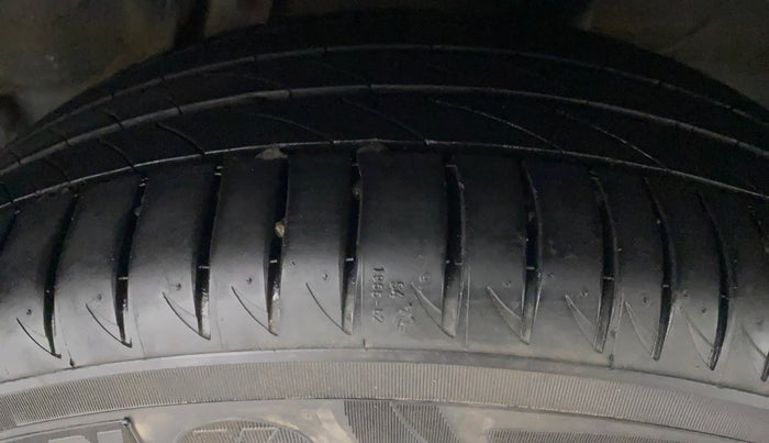 2017 Honda WR-V 1.2L I-VTEC VX MT, Petrol, Manual, 42,754 km, Left Rear Tyre Tread