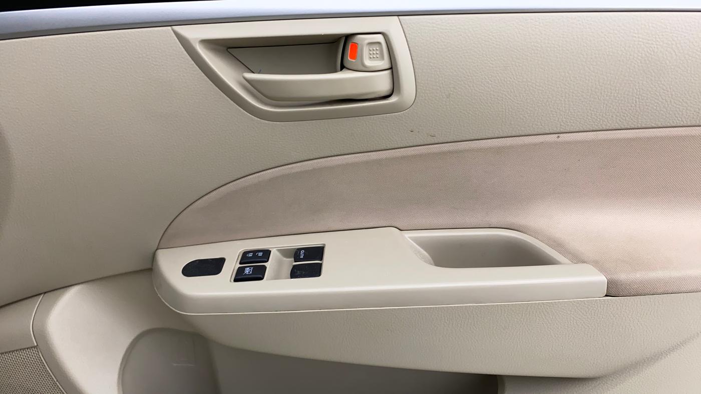 2021 Maruti Swift Dzire TOUR S-CNG (O), CNG, Manual, 28,460 km, Driver Side Door Panels Control