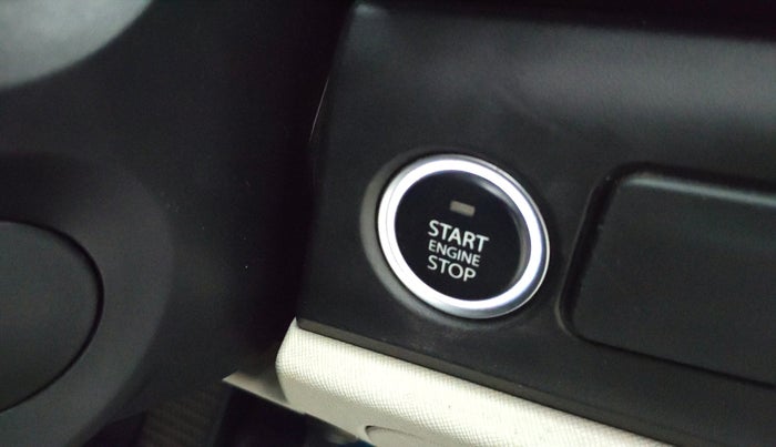 2022 Tata ALTROZ XZA PLUS, Petrol, Automatic, 39,618 km, Keyless Start/ Stop Button