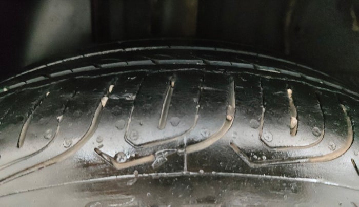 2022 Tata ALTROZ XZA PLUS, Petrol, Automatic, 39,618 km, Right Rear Tyre Tread