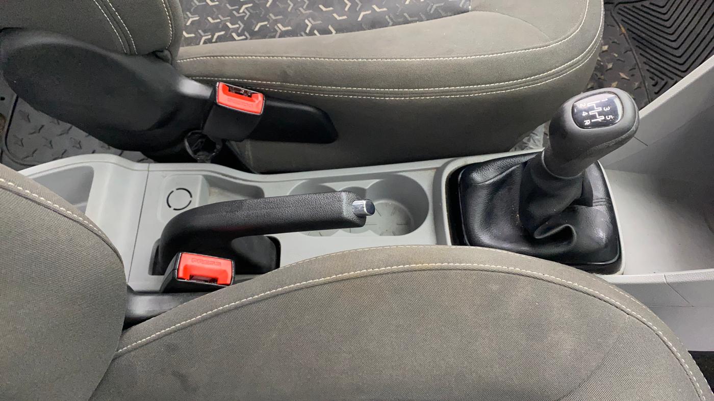 2020 Tata Tiago XZ PLUS DUAL TONE PETROL, Petrol, Manual, 43,671 km, Gear Lever