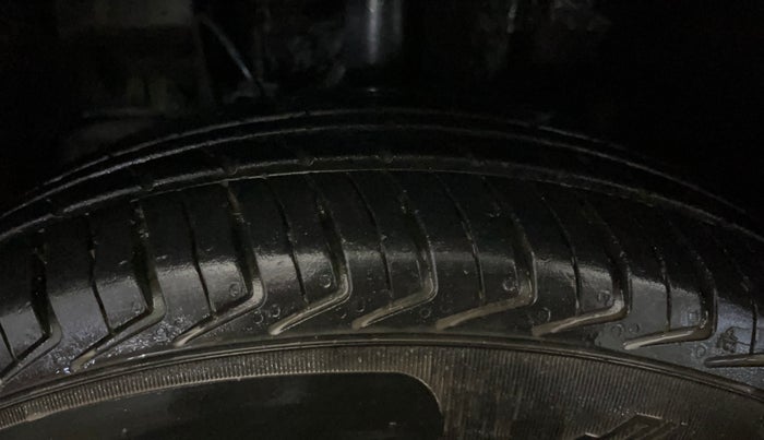 2020 Tata TIGOR XE PETROL, Petrol, Manual, 34,844 km, Left Front Tyre Tread
