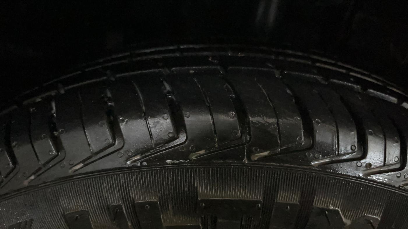 2020 Tata TIGOR XE PETROL, Petrol, Manual, 34,954 km, Right Front Tyre Tread