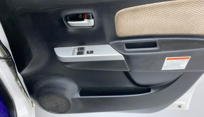 2018 Maruti Wagon R 1.0 LXI CNG, CNG, Manual, 93,462 km, Driver Side Door Panels Control