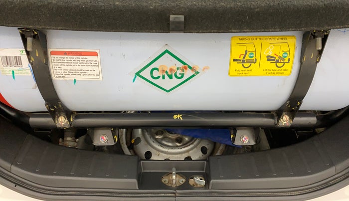 2018 Maruti Wagon R 1.0 LXI CNG, CNG, Manual, 93,462 km, Boot Inside