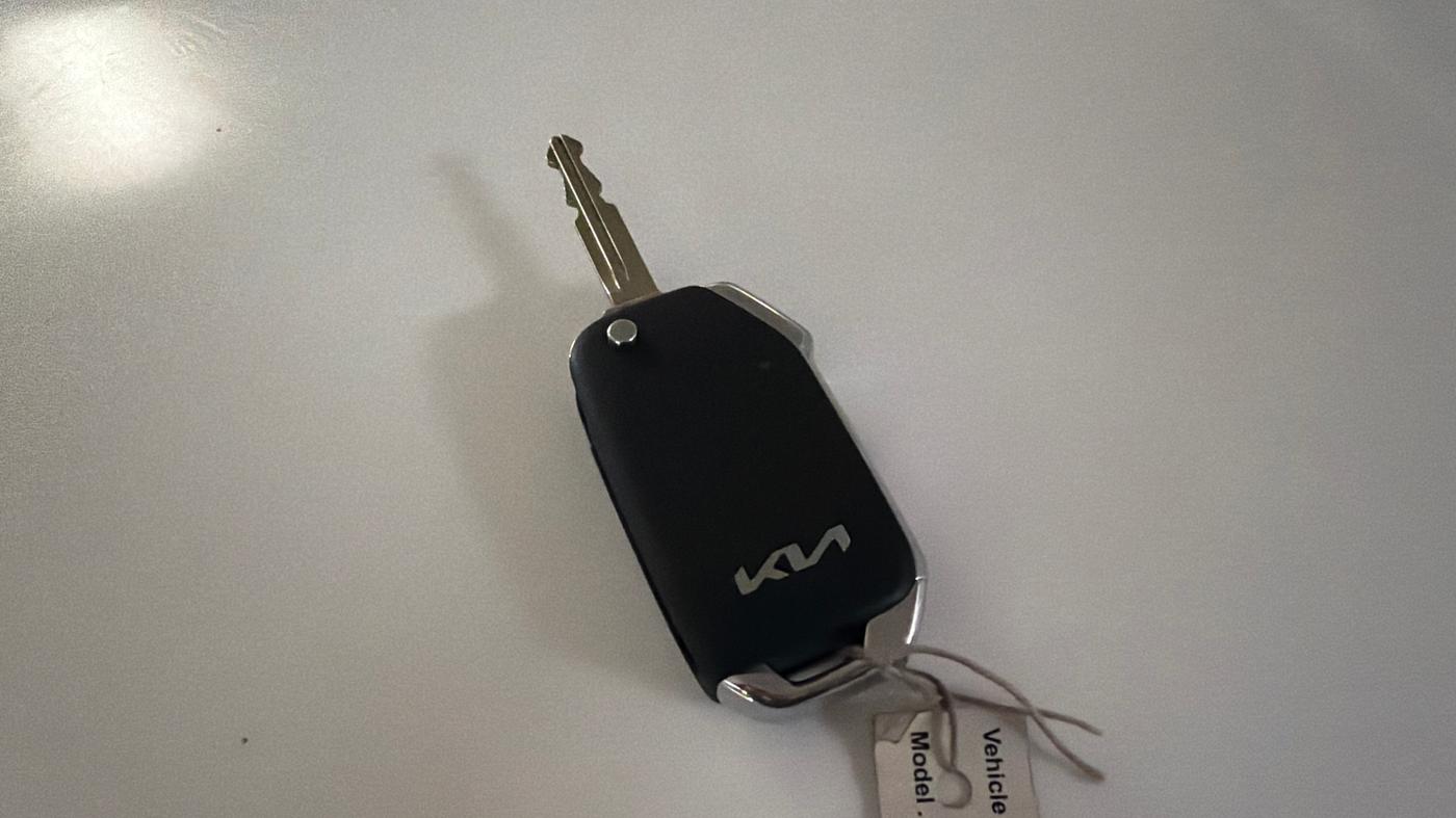 2025 KIA SYROS HTK 1.0 Turbo 6MT, Petrol, Manual, 41,496 km, Key Close Up