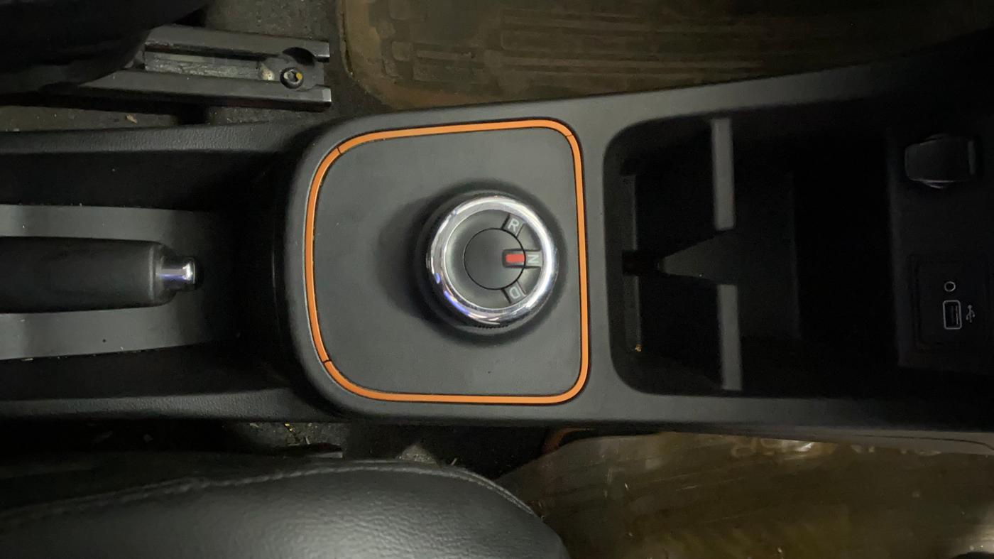 2020 Renault Kwid CLIMBER 1.0 AMT (O), Petrol, Automatic, 61,876 km, Gear Lever