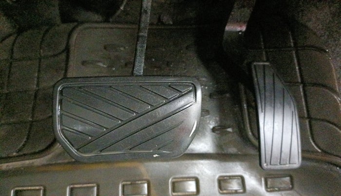 2014 Maruti Celerio VXI AMT, Petrol, Automatic, 64,789 km, Pedals