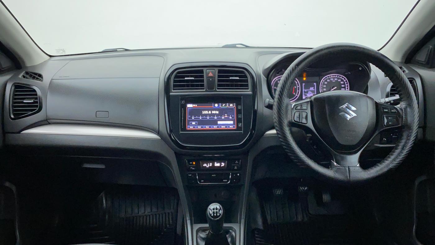 2017 Maruti Vitara Brezza ZDI PLUS, Diesel, Manual, 45,475 km, Dashboard