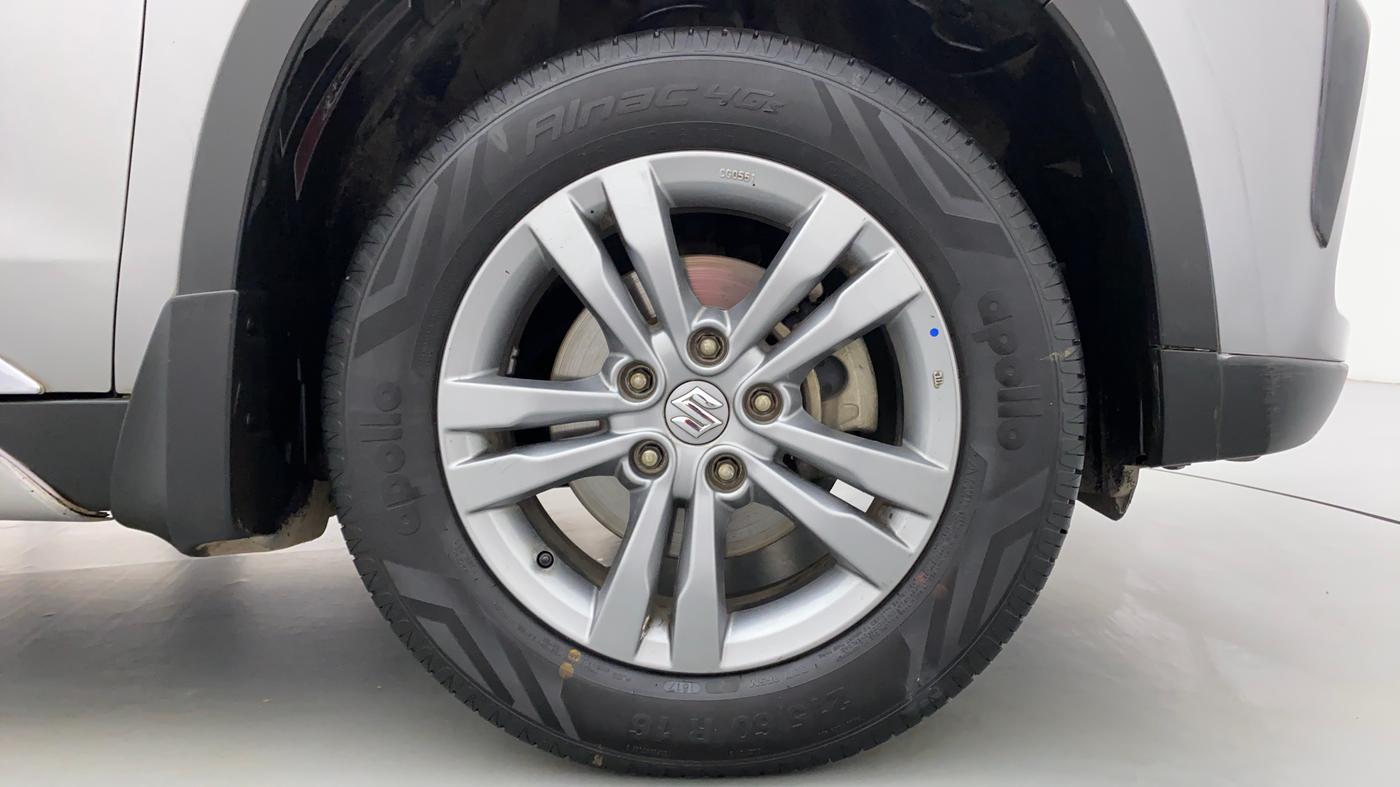 2017 Maruti Vitara Brezza ZDI PLUS, Diesel, Manual, 45,475 km, Right Front Wheel
