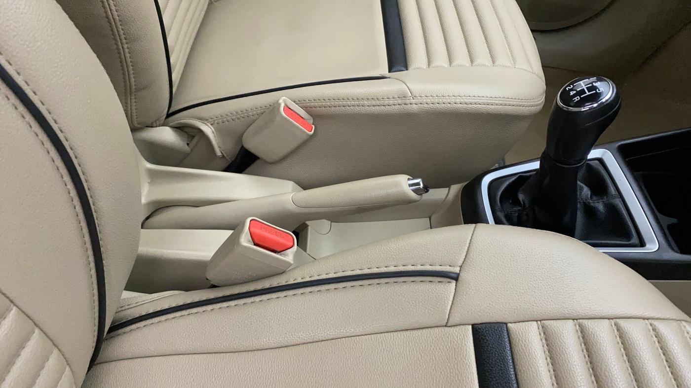 2021 Maruti Dzire ZXI, Petrol, Manual, 36,891 km, Gear Lever