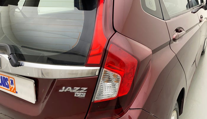2016 Honda Jazz 1.2L I-VTEC VX, Petrol, Manual, 70,551 km, Right tail light - Minor scratches