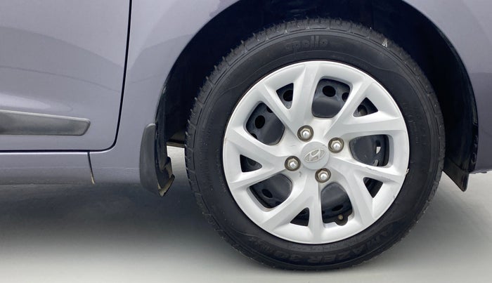 2019 Hyundai Grand i10 SPORTZ 1.2 KAPPA VTVT, Petrol, Manual, 2,05,020 km, Right Front Wheel