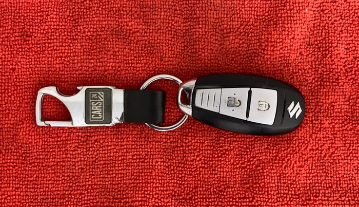 2015 Maruti Swift ZXI, Petrol, Manual, 52,763 km, Key Close Up