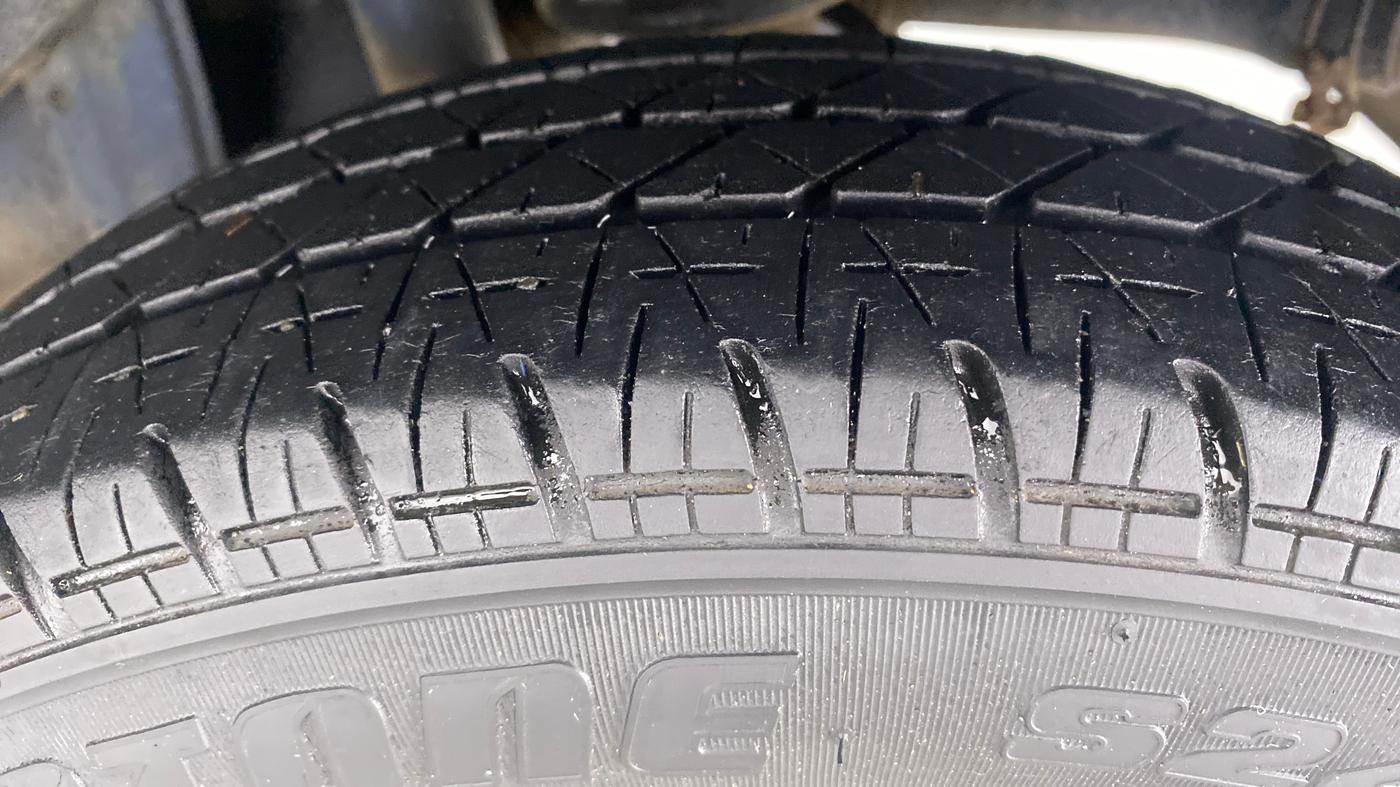 2013 Maruti Alto 800 LXI, Petrol, Manual, 49,169 km, Left Rear Tyre Tread