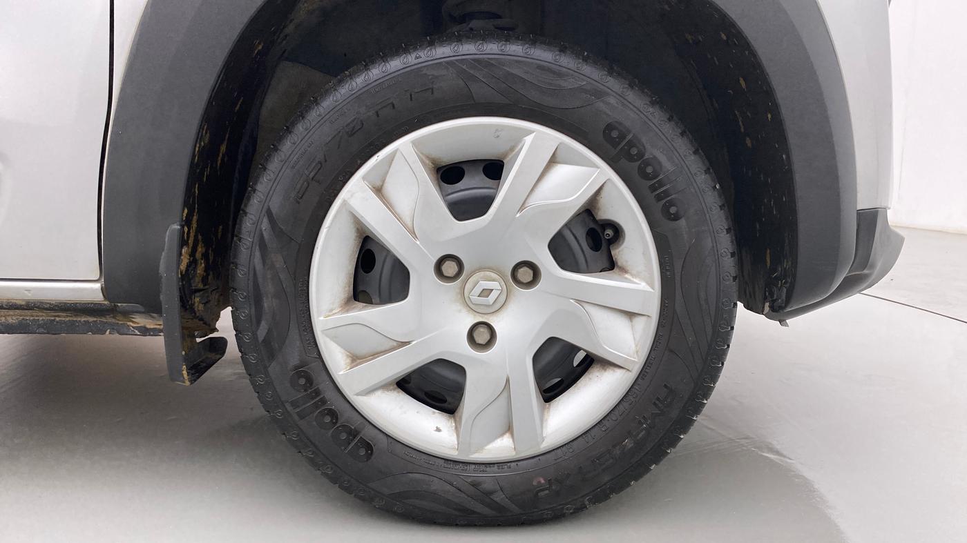 2020 Renault Kwid RXT 0.8, Petrol, Manual, 22,726 km, Right Front Wheel