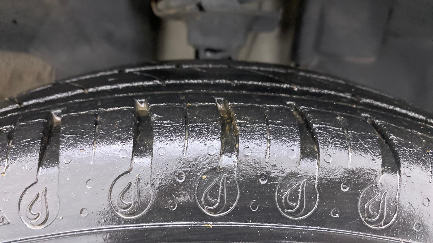 2020 Renault Kwid RXT 0.8, Petrol, Manual, 22,726 km, Right Front Tyre Tread