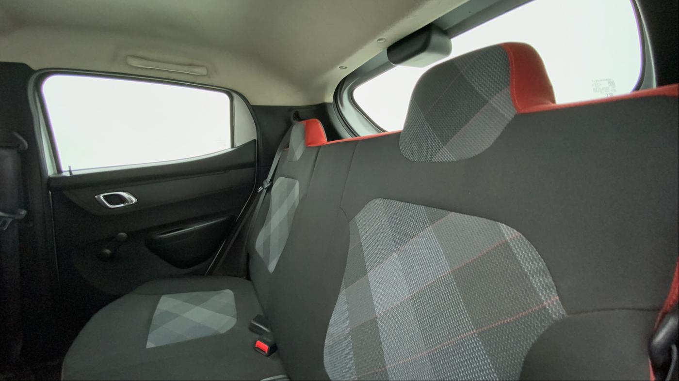 2020 Renault Kwid RXT 0.8, Petrol, Manual, 22,726 km, Right Side Rear Door Cabin