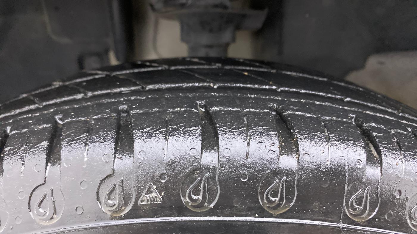 2020 Renault Kwid RXT 0.8, Petrol, Manual, 22,726 km, Left Front Tyre Tread