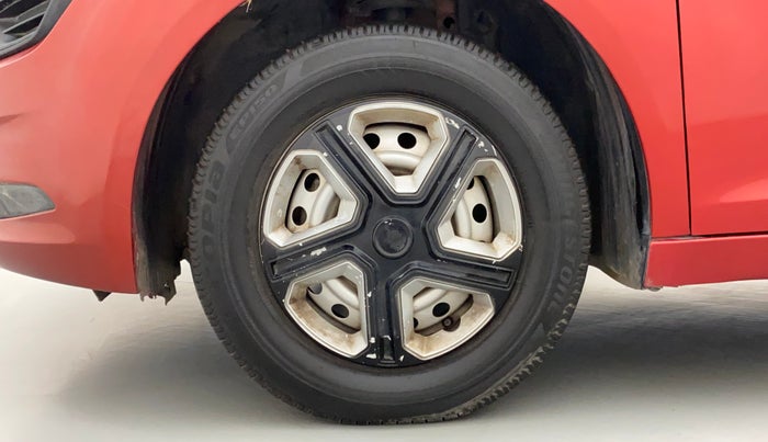 2021 Tata ALTROZ XE PETROL, Petrol, Manual, 20,428 km, Left Front Wheel
