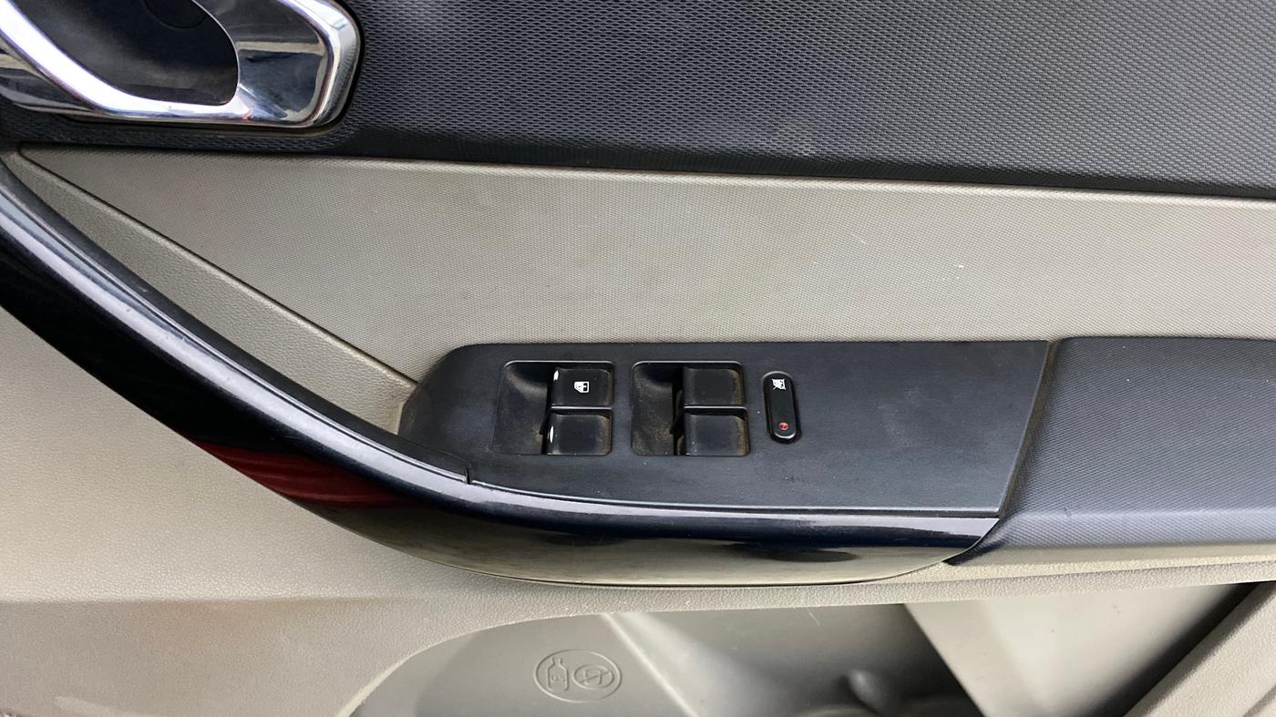 2018 Tata Tiago XZ DIESEL, Diesel, Manual, 1,111 km, Driver Side Door Panels Control