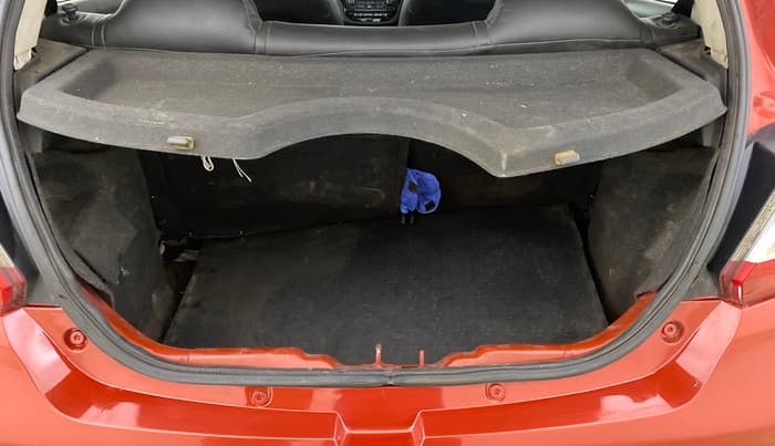 2018 Tata Tiago XZ DIESEL, Diesel, Manual, 1,02,782 km, Boot Inside