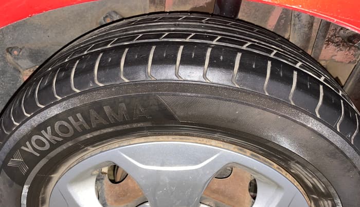 2018 Tata Tiago XZ DIESEL, Diesel, Manual, 1,02,782 km, Left Rear Tyre Tread