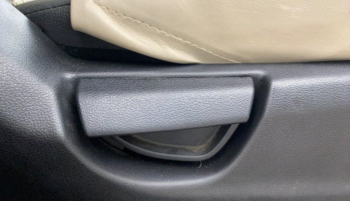 2020 Hyundai NEW SANTRO SPORTZ AMT, Petrol, Automatic, 36,748 km, Driver Side Adjustment Panel