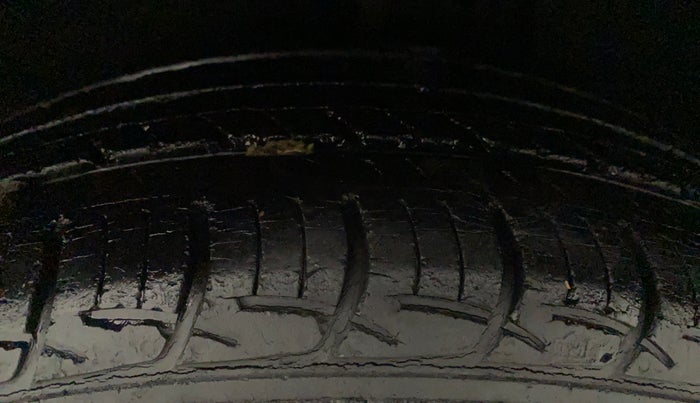 2016 Maruti Baleno DELTA PETROL 1.2, CNG, Manual, 62,766 km, Left Rear Tyre Tread