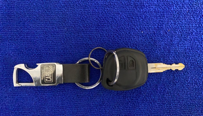 2016 Maruti Baleno DELTA PETROL 1.2, CNG, Manual, 62,766 km, Key Close Up
