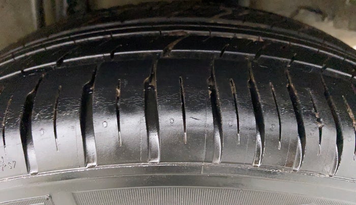 2012 Honda City V AT, Petrol, Automatic, 43,143 km, Left Rear Tyre Tread