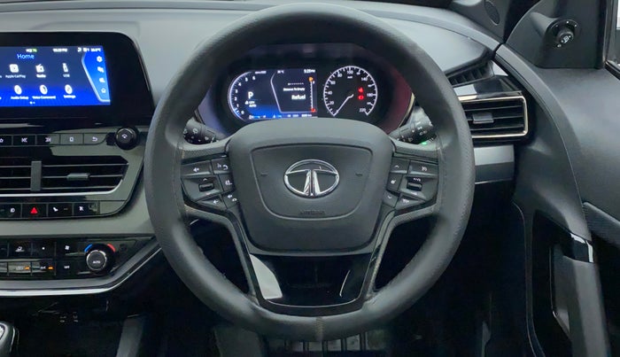 2022 Tata Safari XZA PLUS 6 S DARK EDITION, Diesel, Automatic, 8,396 km, Steering Wheel Close Up