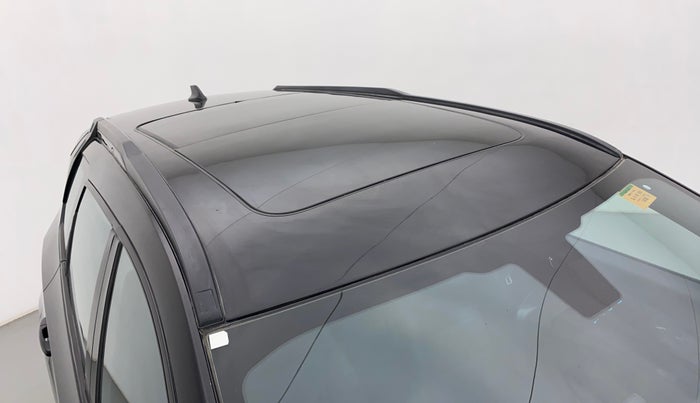 2022 Tata Safari XZA PLUS 6 S DARK EDITION, Diesel, Automatic, 8,396 km, Roof