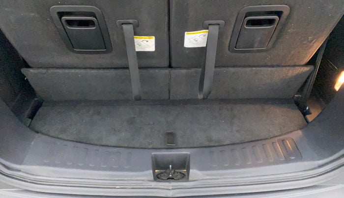 2022 Tata Safari XZA PLUS 6 S DARK EDITION, Diesel, Automatic, 8,396 km, Boot Inside