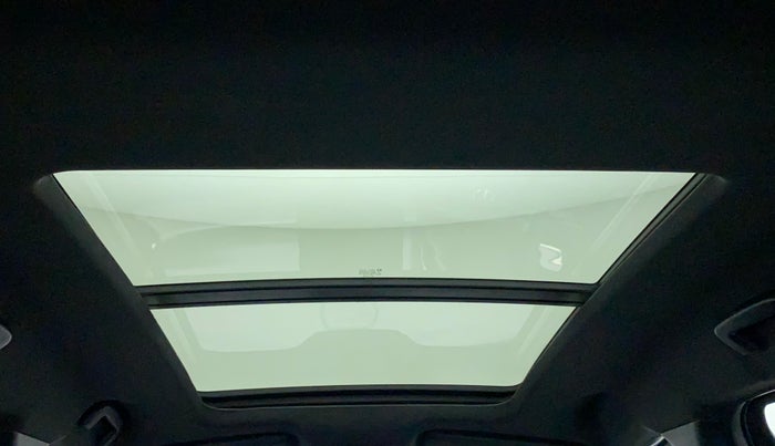 2022 Tata Safari XZA PLUS 6 S DARK EDITION, Diesel, Automatic, 8,396 km, Panoramic Sunroof