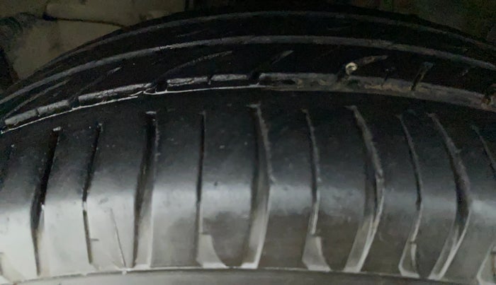 2016 Honda City 1.5L I-VTEC VX CVT, Petrol, Automatic, 90,079 km, Left Front Tyre Tread