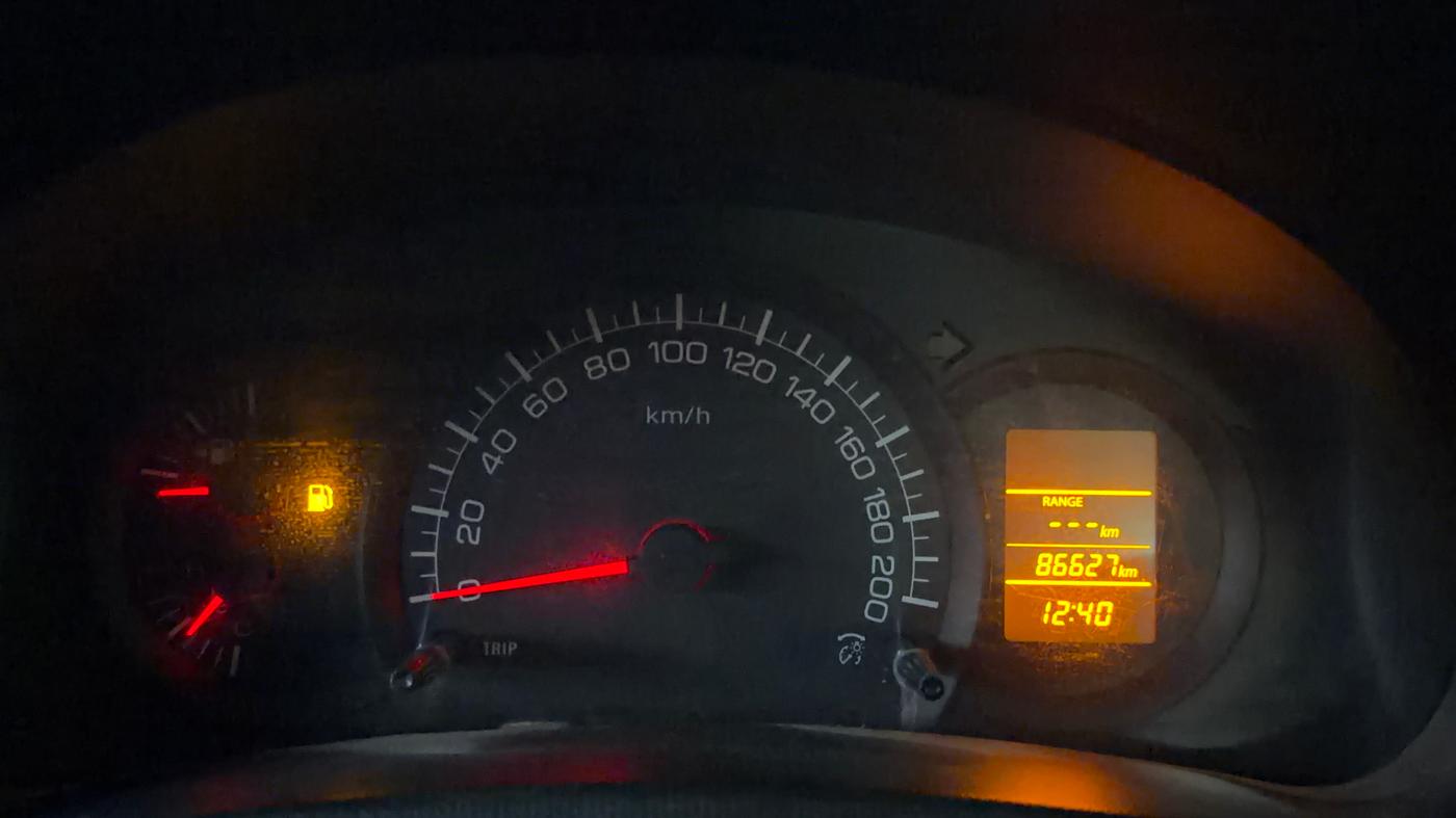 2017 Maruti Swift LXI (O), Petrol, Manual, 86,606 km, Odometer Image