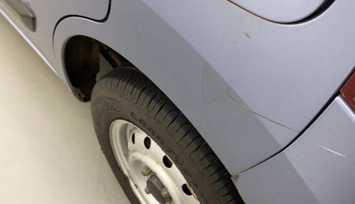 2015 Maruti Wagon R 1.0 LXI CNG, CNG, Manual, 64,511 km, Left quarter panel - Minor scratches