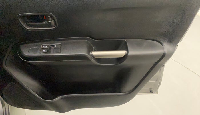 2018 Maruti IGNIS SIGMA 1.2, Petrol, Manual, 20,581 km, Driver Side Door Panels Control