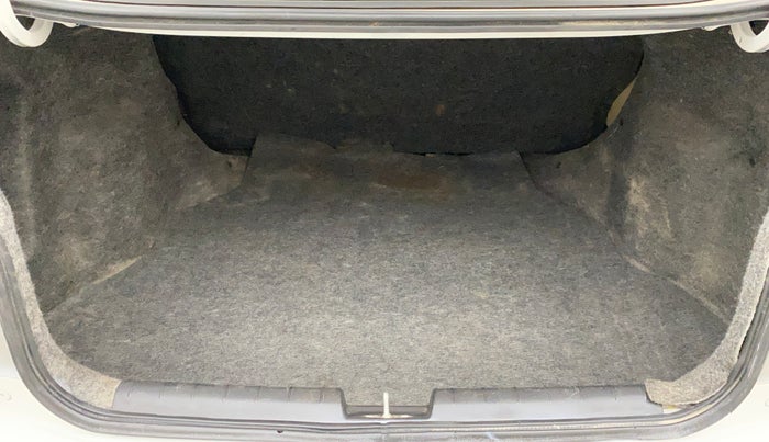 2012 Honda City 1.5L I-VTEC V MT, Petrol, Manual, 1,00,978 km, Boot Inside