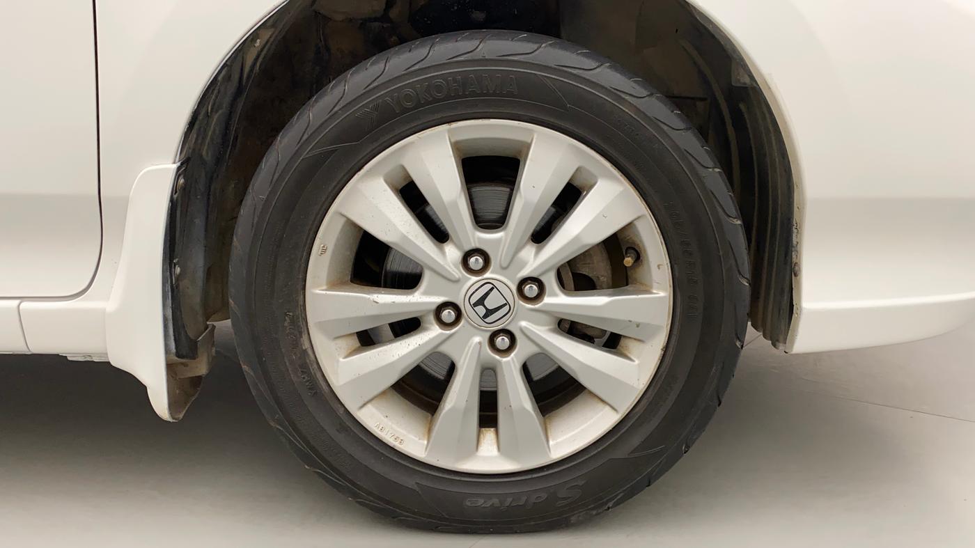 2012 Honda City 1.5L I-VTEC V MT, Petrol, Manual, 1,00,978 km, Right Front Wheel