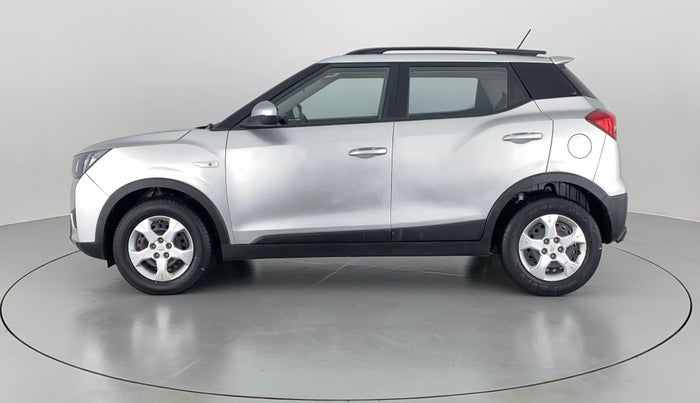 2019 Mahindra XUV300 1.5 W6 MT, Diesel, Manual, 43,660 km, Left Side