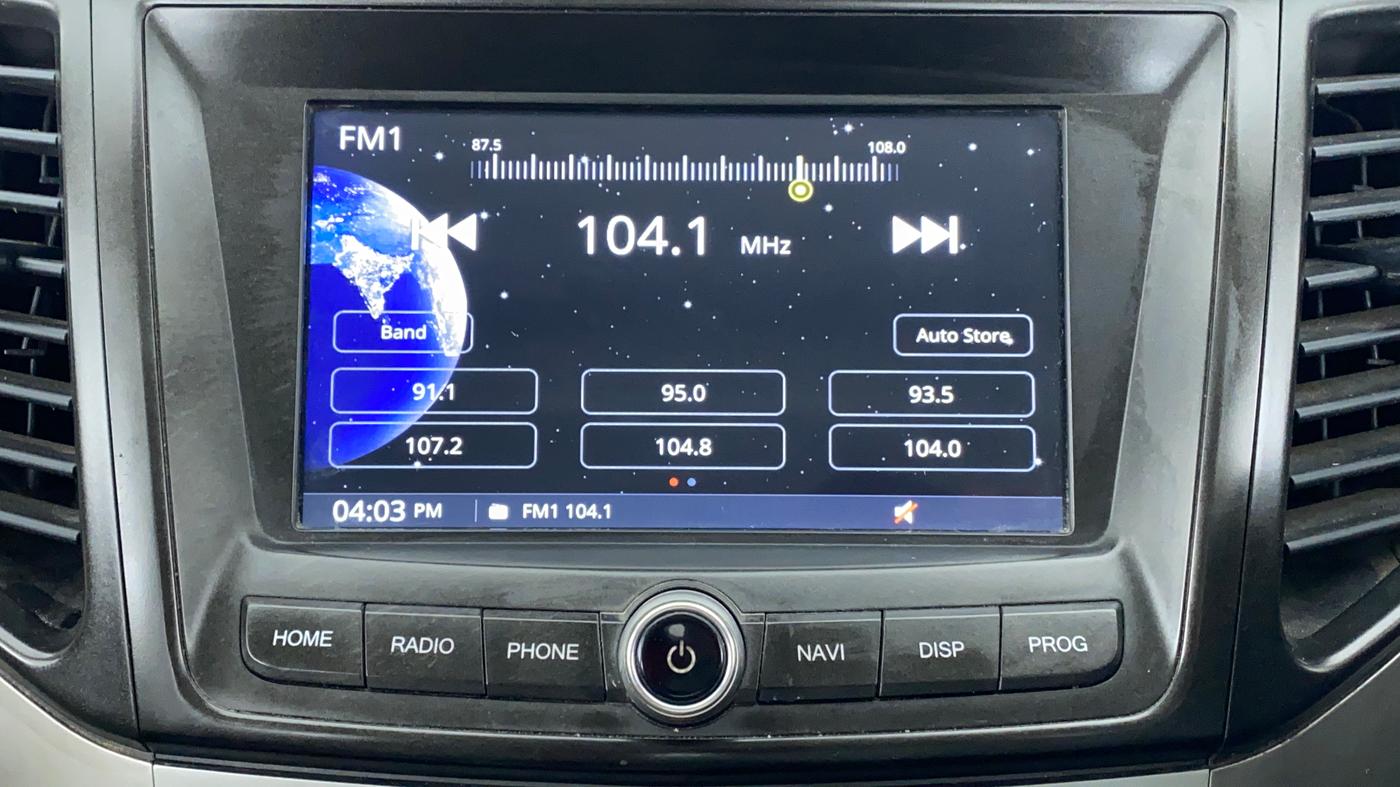 2019 Mahindra XUV300 1.5 W6 MT, Diesel, Manual, 43,660 km, Infotainment System
