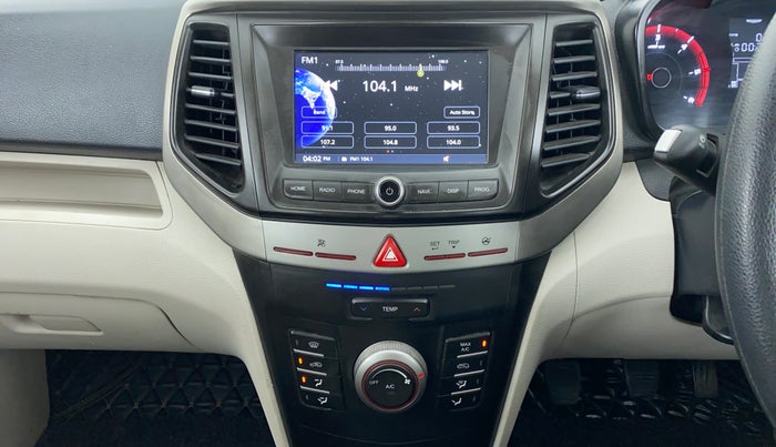 2019 Mahindra XUV300 1.5 W6 MT, Diesel, Manual, 43,660 km, Air Conditioner