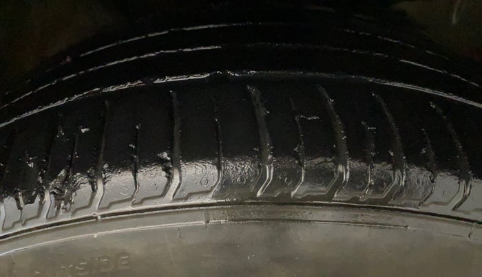 2019 Tata NEXON XZA PLUS PETROL, Petrol, Automatic, 69,662 km, Right Front Tyre Tread