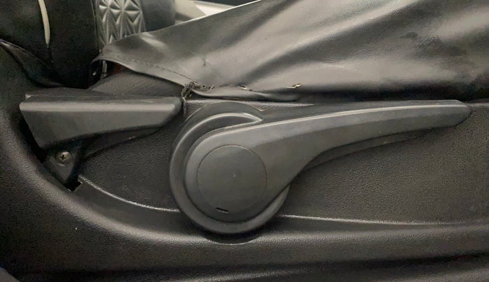 2019 Tata NEXON XZA PLUS PETROL, Petrol, Automatic, 69,662 km, Driver Side Adjustment Panel