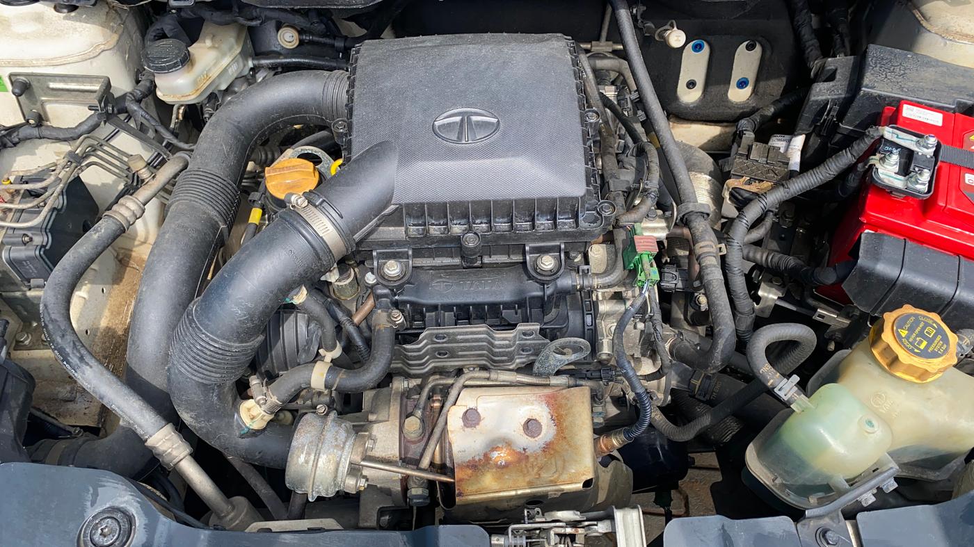 2017 Tata NEXON XZ PLUS PETROL, Petrol, Manual, 26,210 km, Engine View