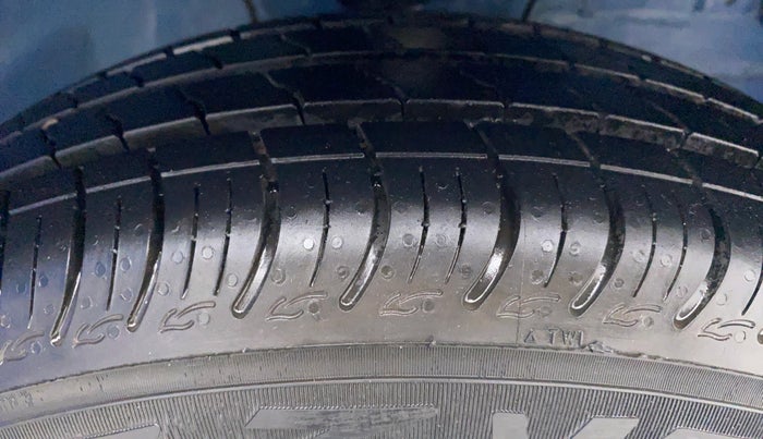 2021 Maruti S PRESSO VXI PLUS, Petrol, Manual, 110 km, Right Front Tyre Tread